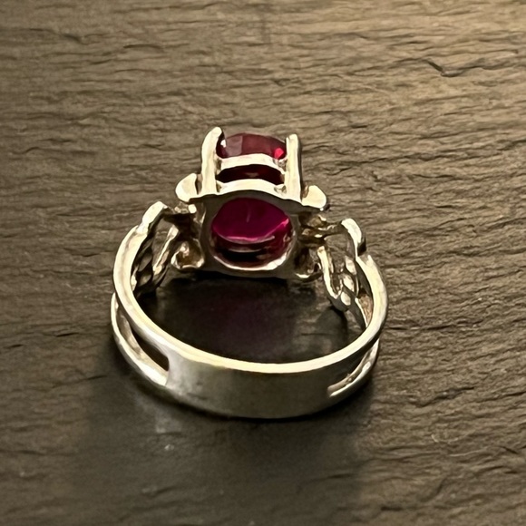 C^A 825 Silver 2 Carat Lab Created Oval Ruby Scroll Ring Size 7 - Picture 3 of 16